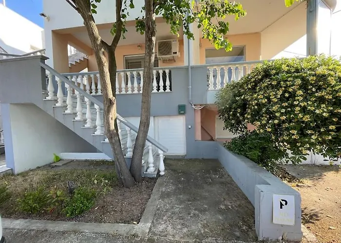 Jimmys Néa Péramos